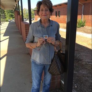 Meet your Posher, Ilene